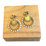 Boucles d'oreilles " soleil blanc"