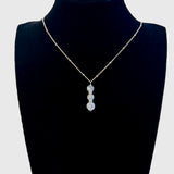 Pendentif " 3 boules cristal de roche"