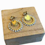Boucles d'oreilles " soleil blanc"