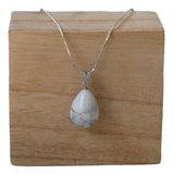 Pendentif " goutte howlite "