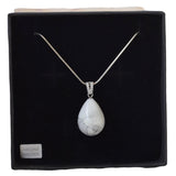Pendentif " goutte howlite "