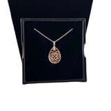 Pendentif  " nacre sculpté  "