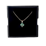 Pendentif fleur turquoise d'Afrique